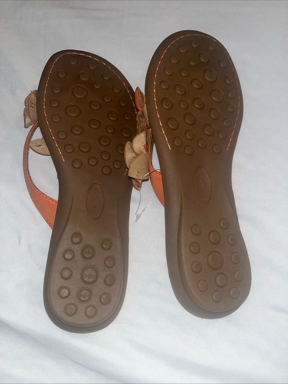 Born Boc Thong Sandals Flip Flops Women’s Size 9 Orange Floral Slip On - Picture 2 of 4